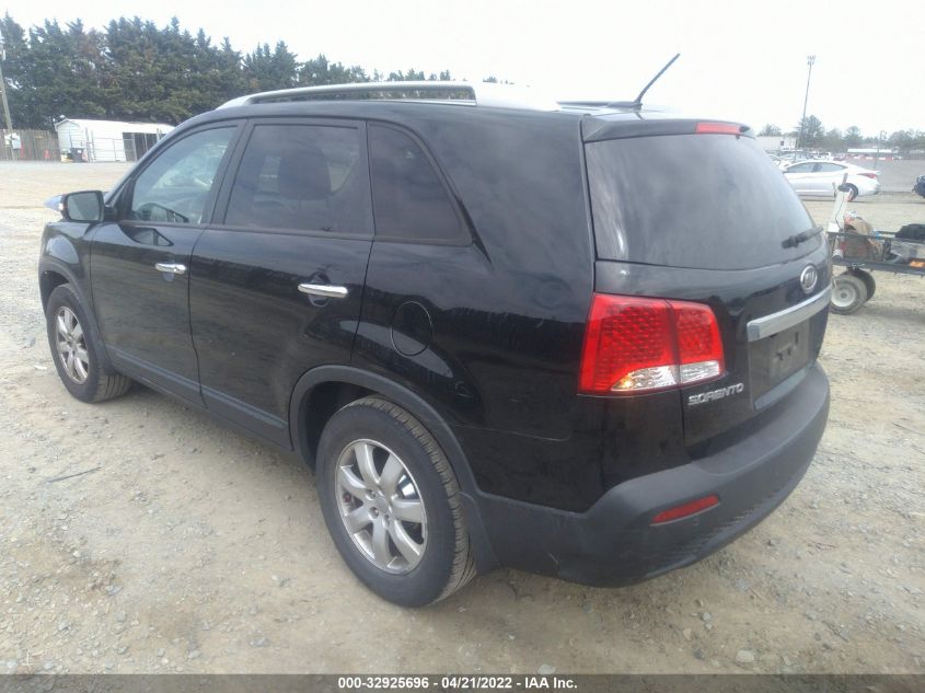 2013 KIA SORENTO LX 5XYKT3A61DG418636