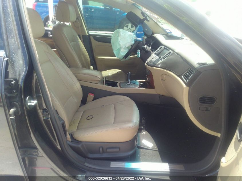 2013 HYUNDAI GENESIS 3.8L KMHGC4DD3DU257125