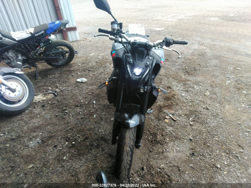 2021 YAMAHA MT09 JYARN71E7MA000374