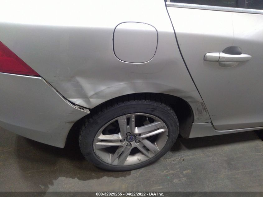 2015 VOLVO S60 T5 PREMIER YV1612TBXF1307849