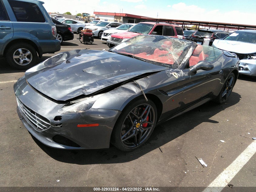 Photo 2 of 11 — 2017 Ferrari California T