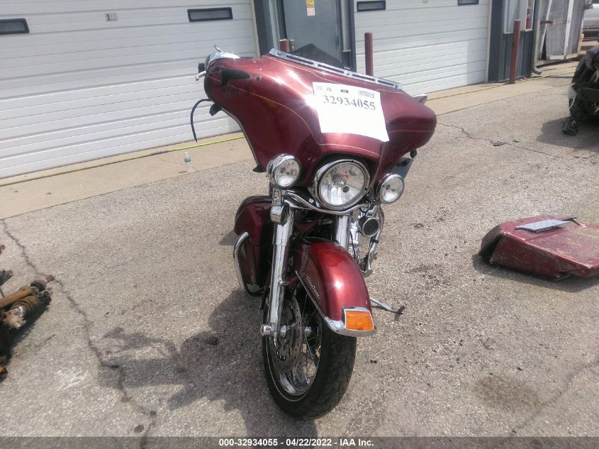 2009 HARLEY-DAVIDSON FLHTCU 1HD1FC4189Y602343
