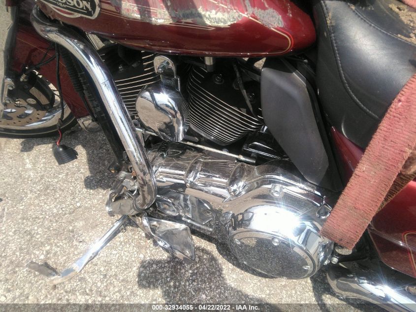 2009 HARLEY-DAVIDSON FLHTCU 1HD1FC4189Y602343