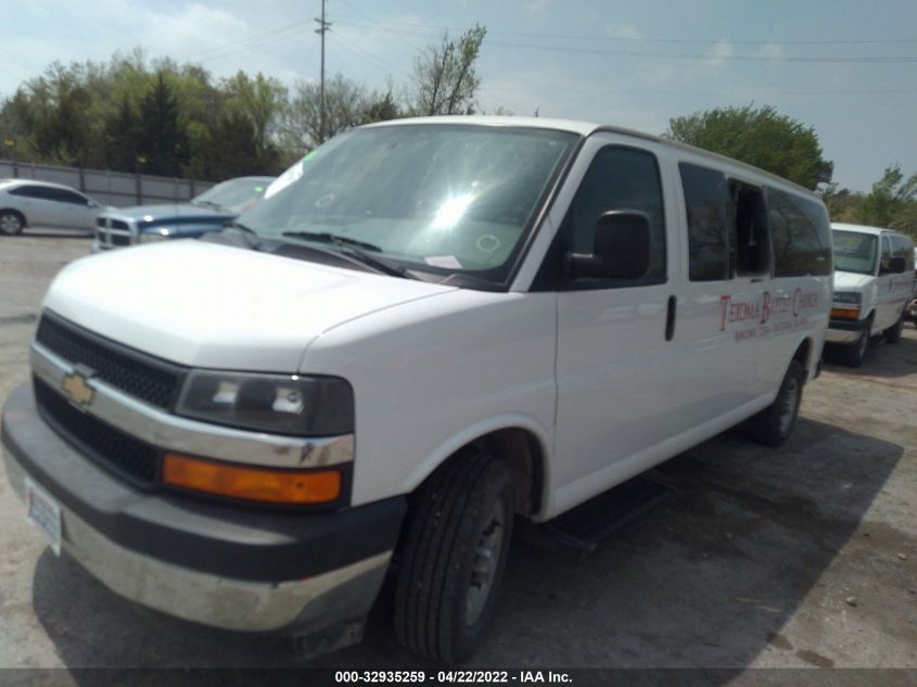 2017 CHEVROLET EXPRESS PASSENGER LT 1GAZGPFG5H1254060