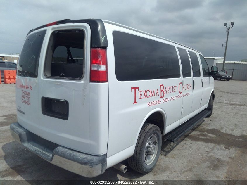2017 CHEVROLET EXPRESS PASSENGER LT 1GAZGPFG5H1254060
