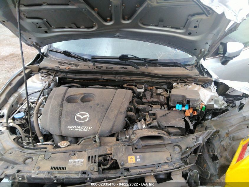 2018 MAZDA MAZDA3 4-DOOR TOURING 3MZBN1V3XJM180392