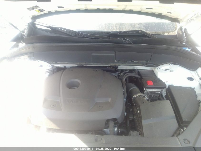 2020 VOLVO XC90 MOMENTUM YV4102PK7L1622307
