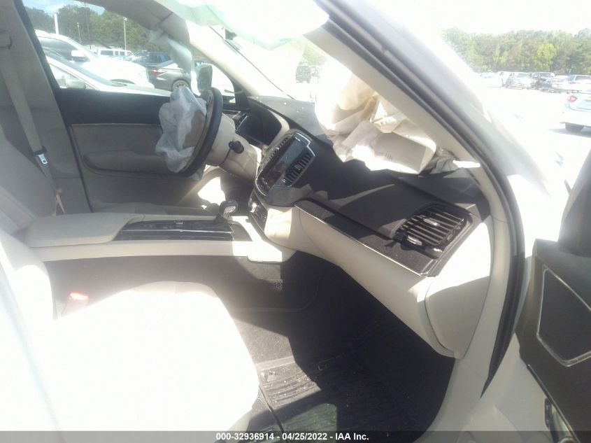2020 VOLVO XC90 MOMENTUM YV4102PK7L1622307