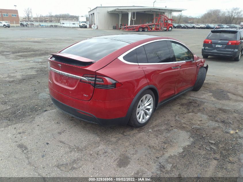2018 TESLA MODEL X 75D 5YJXCAE2XJF109252