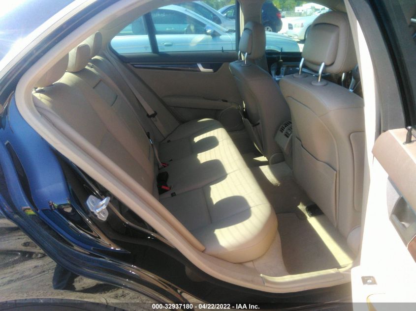 2014 MERCEDES-BENZ C-CLASS C 250 LUXURY WDDGF4HBXEG232913