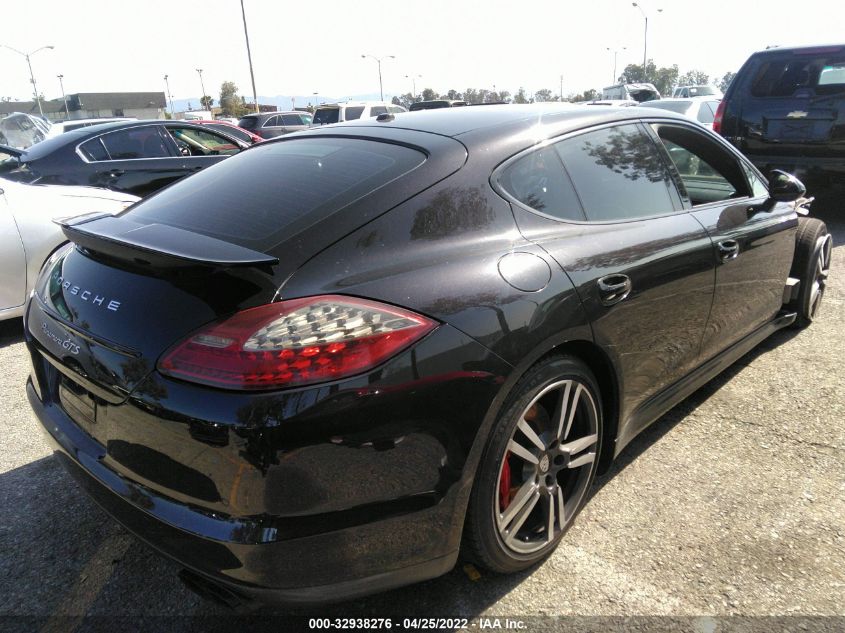 2013 PORSCHE PANAMERA GTS WP0AF2A72DL076558