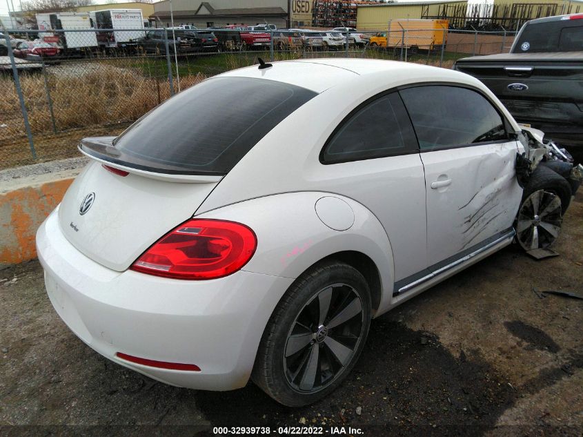 2013 VOLKSWAGEN BEETLE COUPE 2.0T TURBO 3VW4A7AT2DM657401