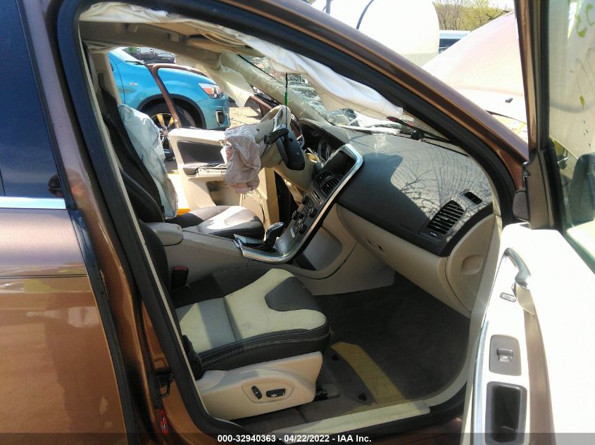 2013 VOLVO XC60 T6 YV4902DZ5D2414670