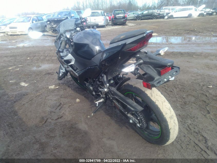 2022 KAWASAKI EX400 JKAEXKG15NDAF7914