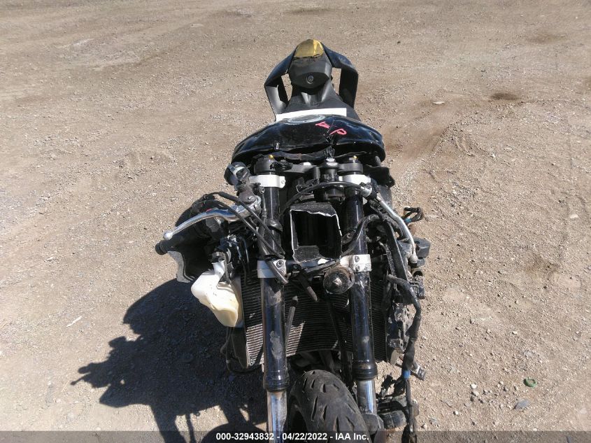 2020 YAMAHA YZFR6 JYARJ28E5LA005687