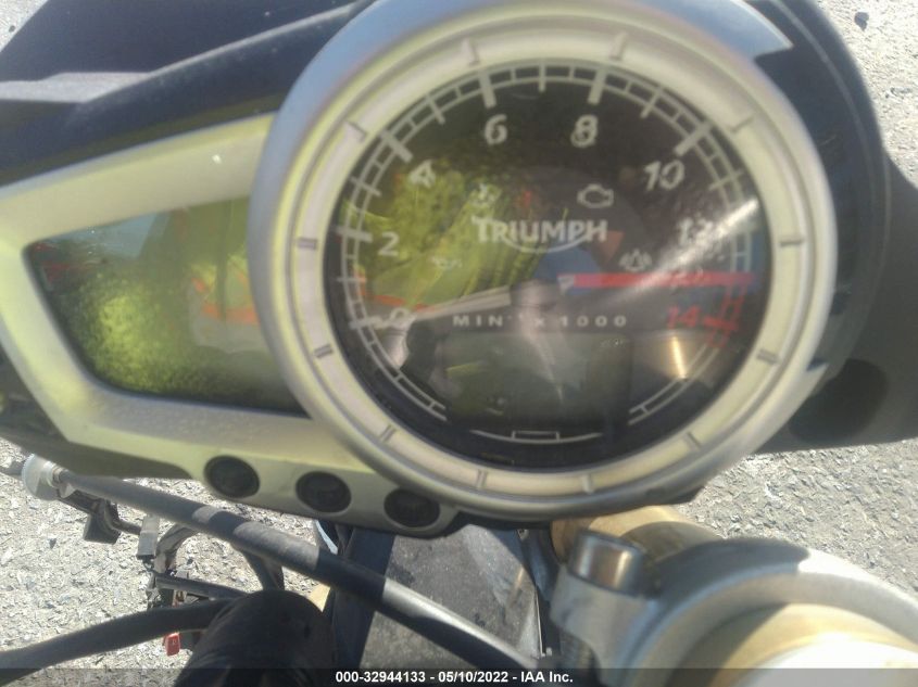 2008 TRIUMPH MOTORCYCLE STREET TRIPLE 675 SMTD01NE88J335526
