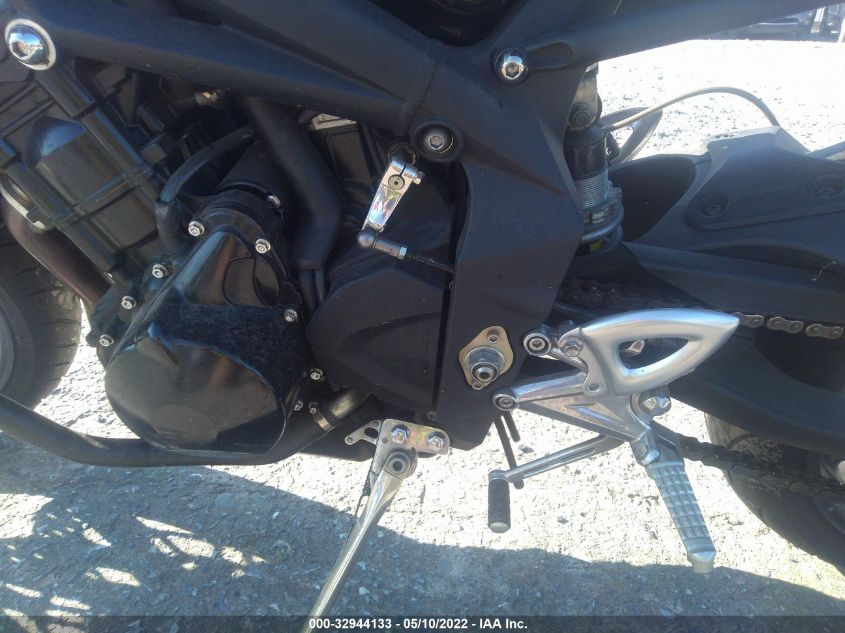 2008 TRIUMPH MOTORCYCLE STREET TRIPLE 675 SMTD01NE88J335526