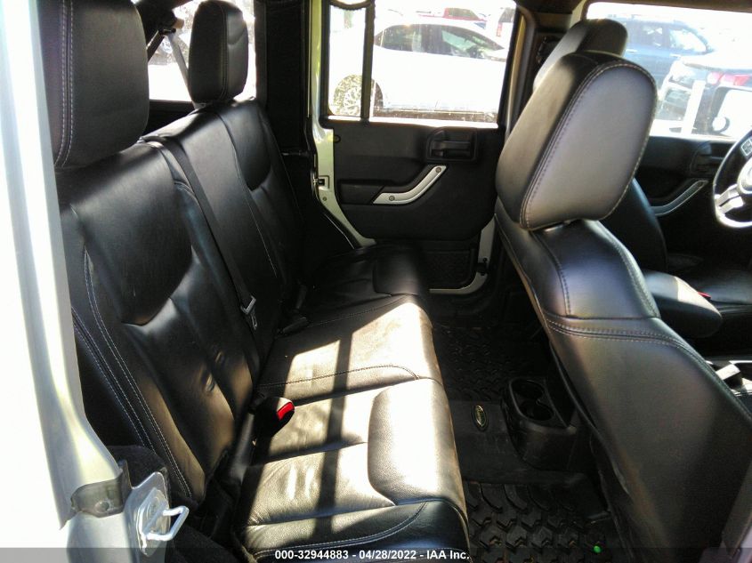 2014 JEEP WRANGLER UNLIMITED SAHARA 1C4BJWEG7EL118664