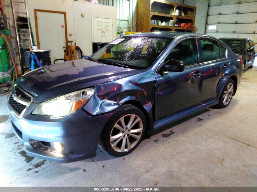2014 SUBARU LEGACY 2.5I 4S3BMCA60E3019901