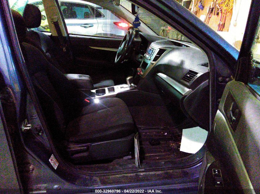 2014 SUBARU LEGACY 2.5I 4S3BMCA60E3019901