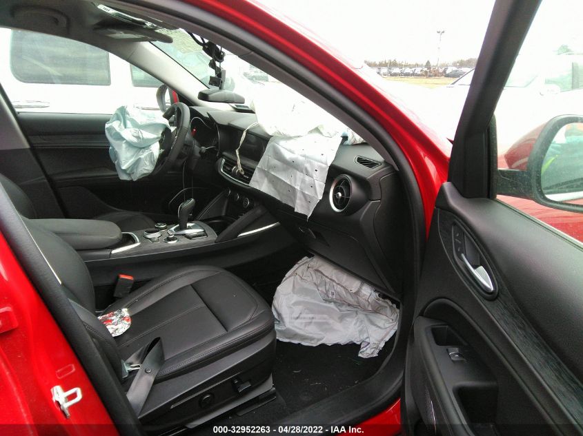 2021 ALFA ROMEO STELVIO ZASPAJAN0M7D00217