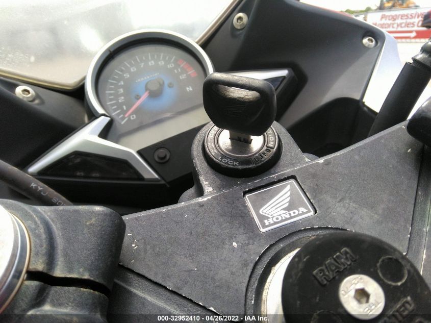 2012 HONDA CBR250 R MLHMC4102C5202096