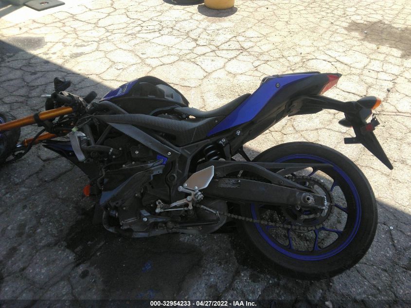 2019 YAMAHA YZFR3 MH3RH17Y4KK001145