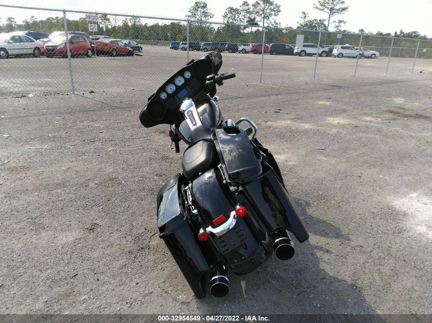 2021 HARLEY-DAVIDSON FLHX 1HD1KBC14MB620471