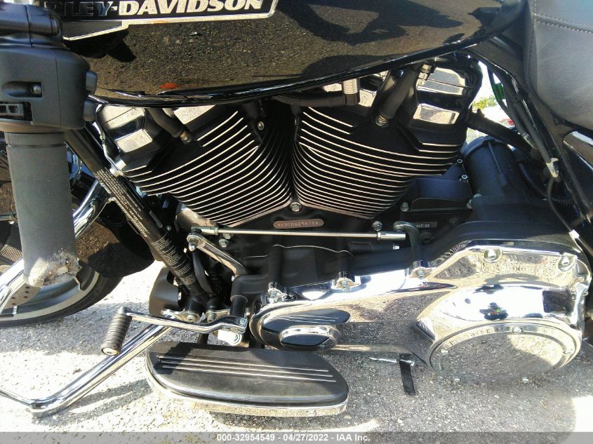 2021 HARLEY-DAVIDSON FLHX 1HD1KBC14MB620471