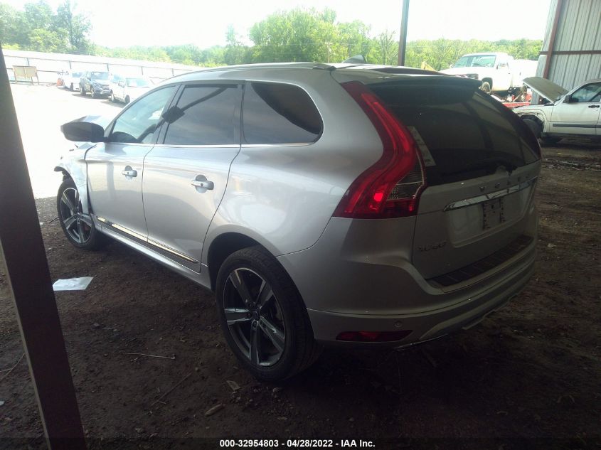 2017 VOLVO XC60 DYNAMIC YV440MDR3H2200059