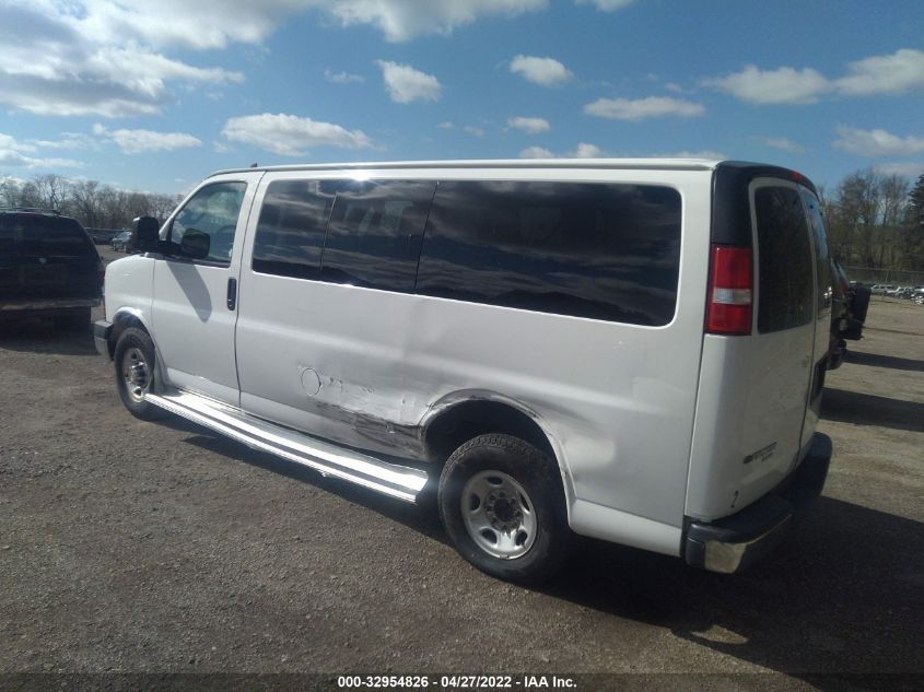2016 CHEVROLET EXPRESS PASSENGER LT 1GAWGFFG8G1167958