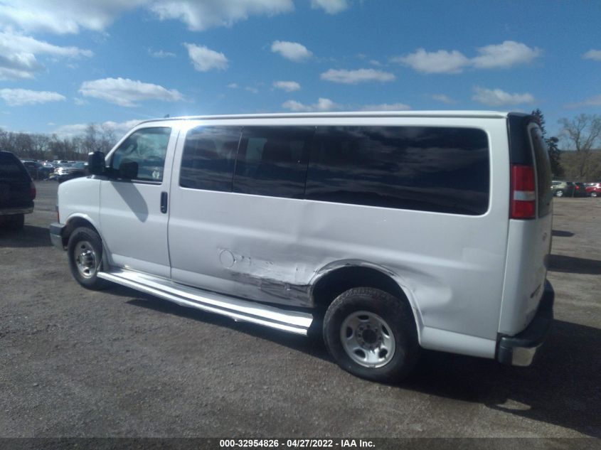 2016 CHEVROLET EXPRESS PASSENGER LT 1GAWGFFG8G1167958