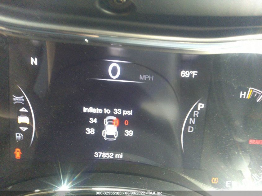2019 JEEP GRAND CHEROKEE LAREDO E 1C4RJEAGXKC581098