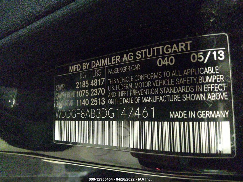 2013 MERCEDES-BENZ C-CLASS C 300 WDDGF8AB3DG147461