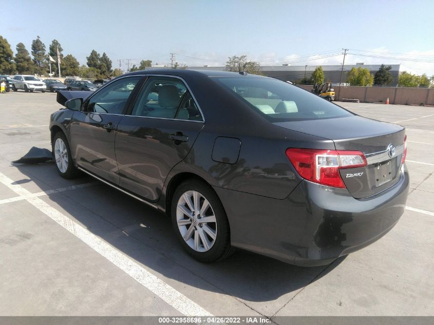 2014 TOYOTA CAMRY HYBRID LE/XLE/SE LIMITED EDITION 4T1BD1FK4EU139118
