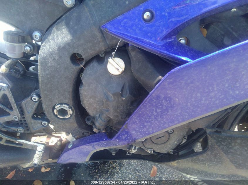 2009 YAMAHA YZFR6 JYARJ16E99A011921