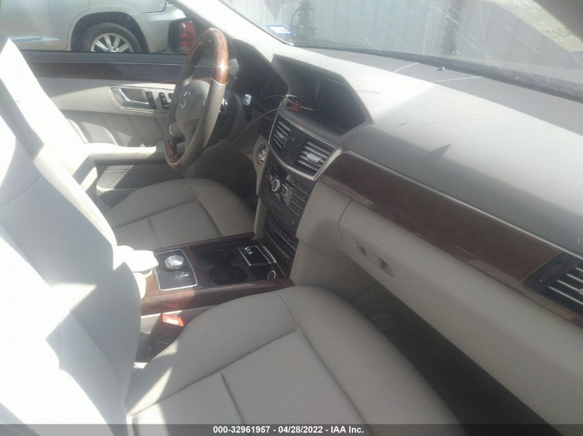 2013 MERCEDES-BENZ E-CLASS E 350 WDDHF5KB1DA772459
