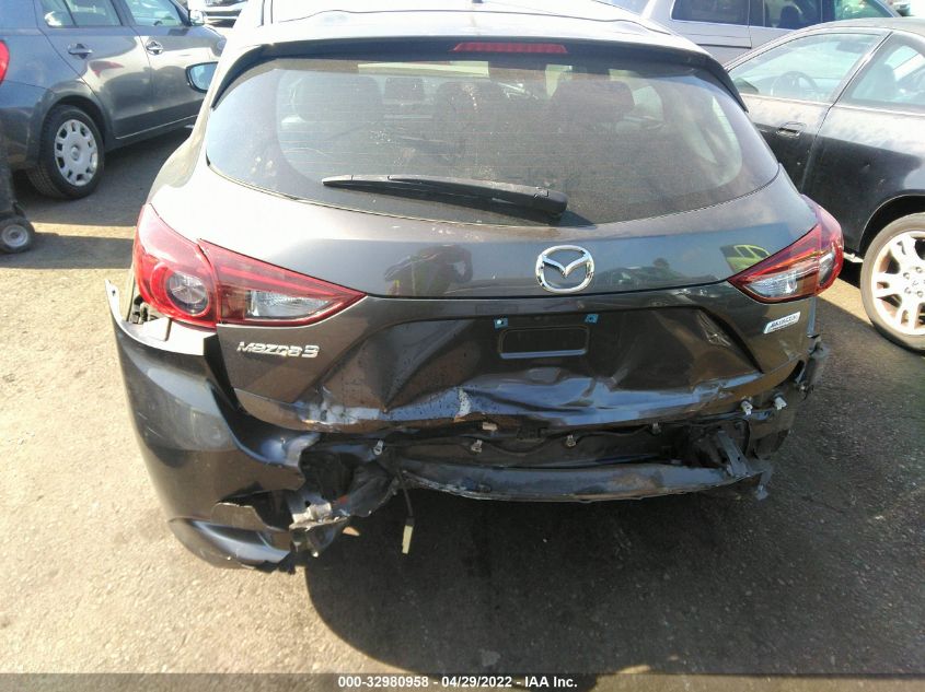 2017 MAZDA MAZDA3 5-DOOR TOURING 3MZBN1L7XHM153595