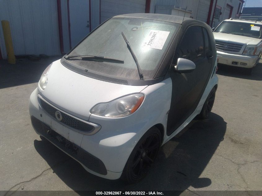 2015 SMART FORTWO PASSION/PURE WMEEJ3BA3FK808691
