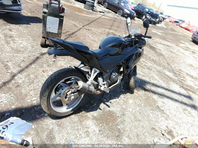 2012 HONDA CBR250 R MLHMC4102C5203443