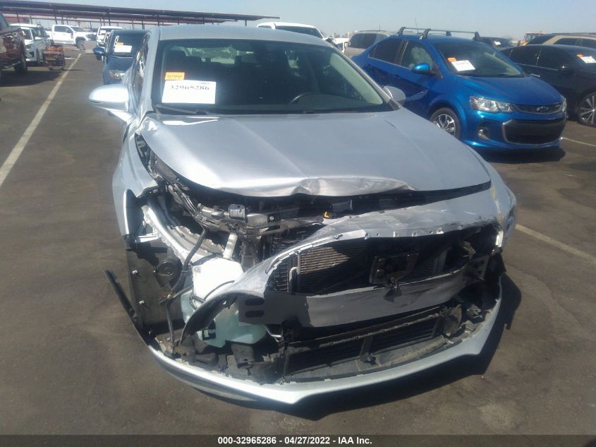2017 BUICK LACROSSE ESSENCE 1G4ZP5SS1HU199414