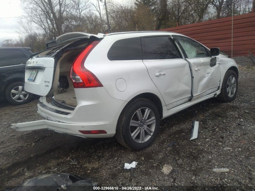 2016 VOLVO XC60 T6 YV4902RK5G2788552