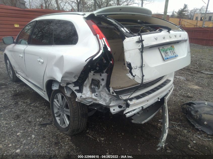 2016 VOLVO XC60 T6 YV4902RK5G2788552