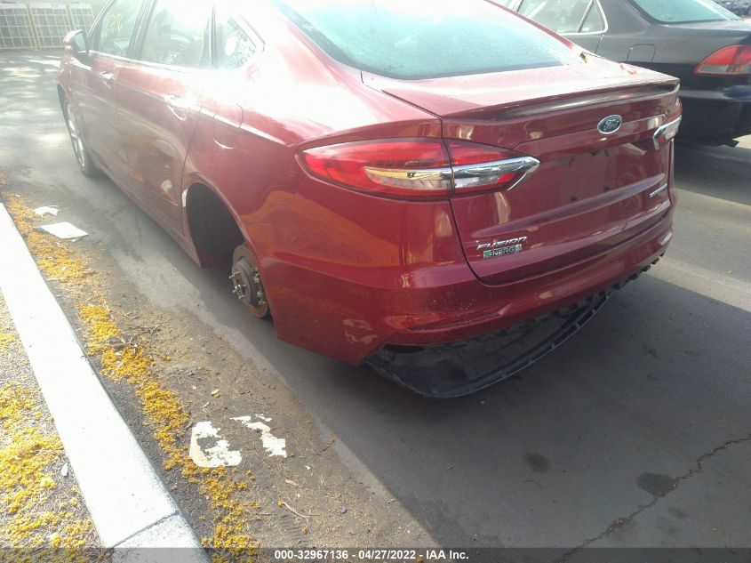 2019 FORD FUSION ENERGI TITANIUM 3FA6P0SU8KR251752