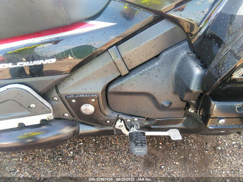 2015 HONDA GL1800 JH2SC68Y9FK100048