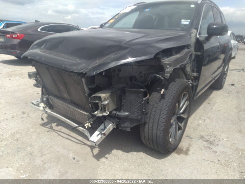 2017 VOLVO XC90 MOMENTUM YV4A22PK7H1145573