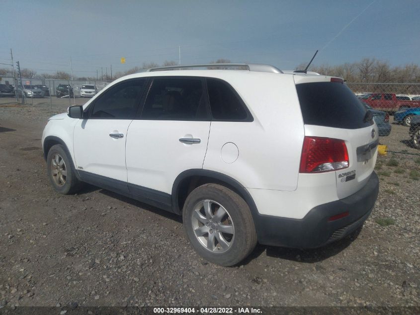 2013 KIA SORENTO LX 5XYKTDA2XDG368726