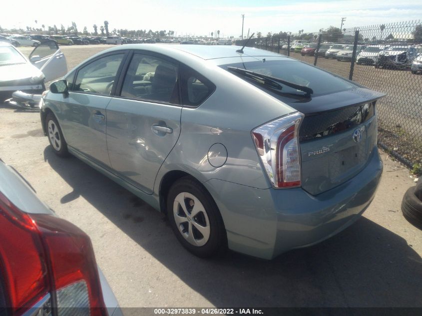 2015 TOYOTA PRIUS FOUR JTDKN3DU2F1956849