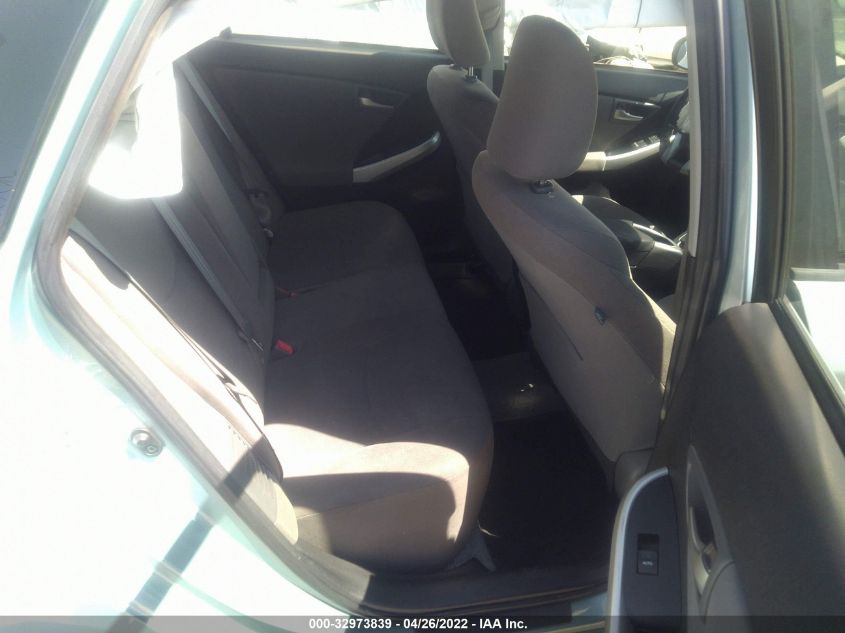 2015 TOYOTA PRIUS FOUR JTDKN3DU2F1956849