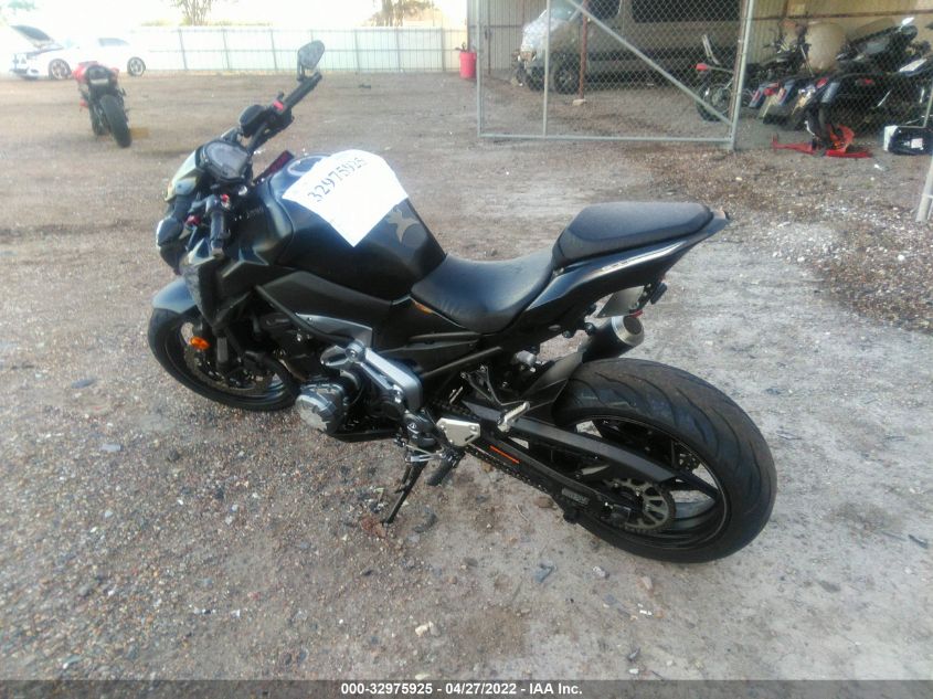 2017 KAWASAKI ZR900 JKAZR2A10HDA15017